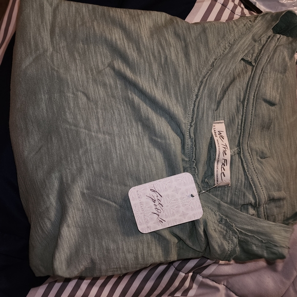 Free People - We The Free Sage Green Top - Picture 2 of 5